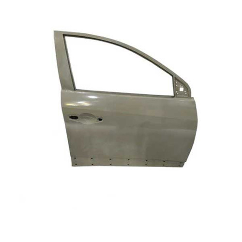 درب جلو راست کی ام سی ایکس 5 (KMC X5)